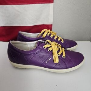 Ecco Street Premier Shoes Womens 40 Purple & Gold Leather Sneaker Hiking Golf